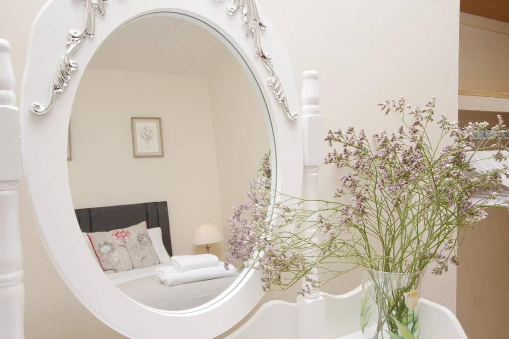 The River Walk House York Villa ภายนอก รูปภาพ