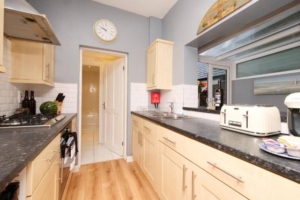 The River Walk House York Villa ภายนอก รูปภาพ